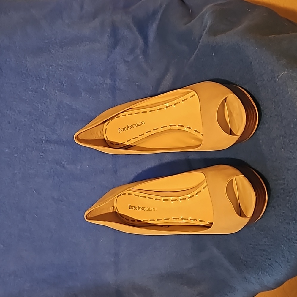 Enzo Angiolini Leather Peep Toe Pumps Size 11M 5 inch heel